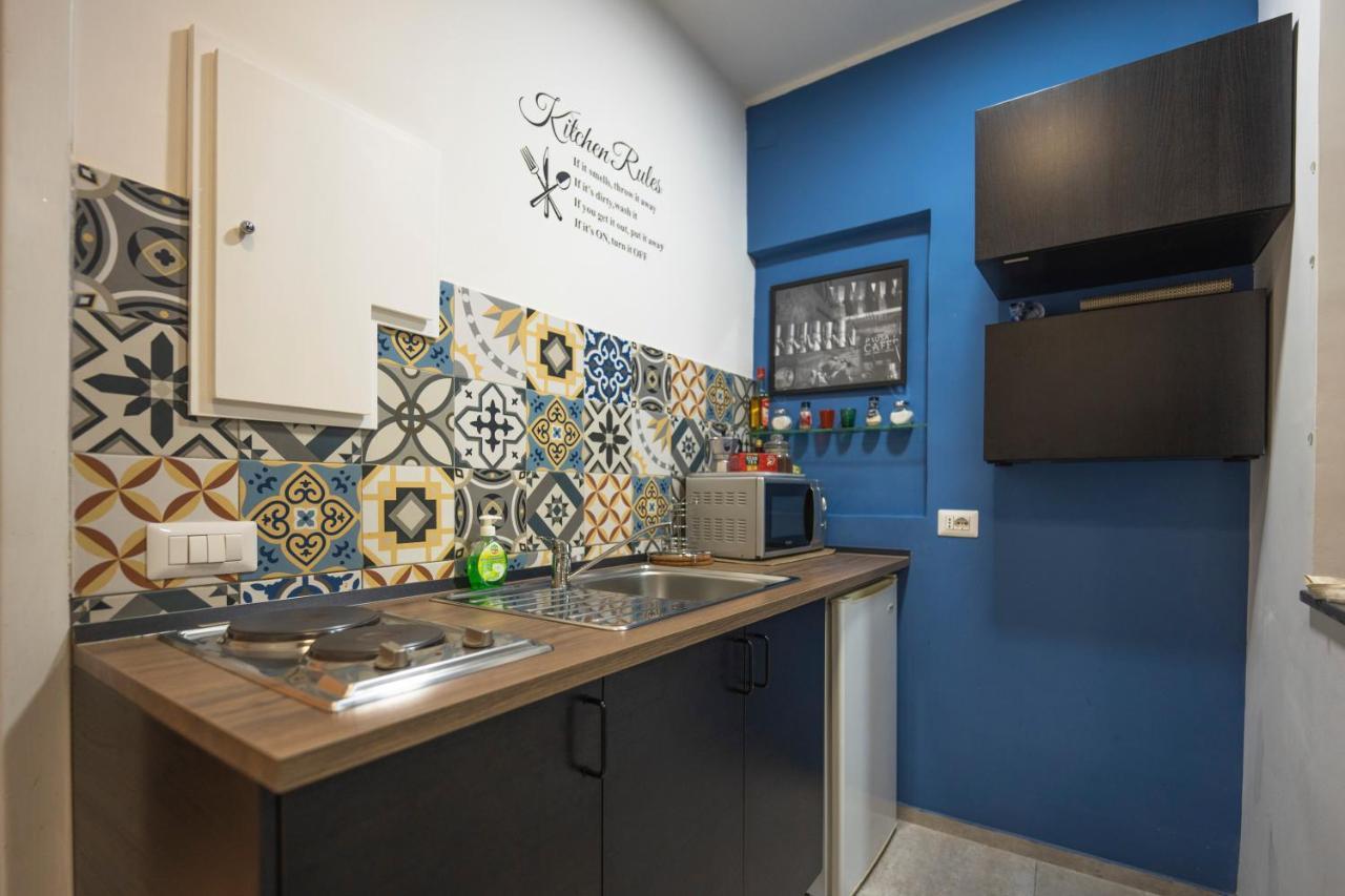 Donna Chiara Holiday House - Toledo Napoli Esterno foto